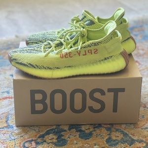 Adidas Yeezy Boost 350 V2 in Semi Frozen Yellow